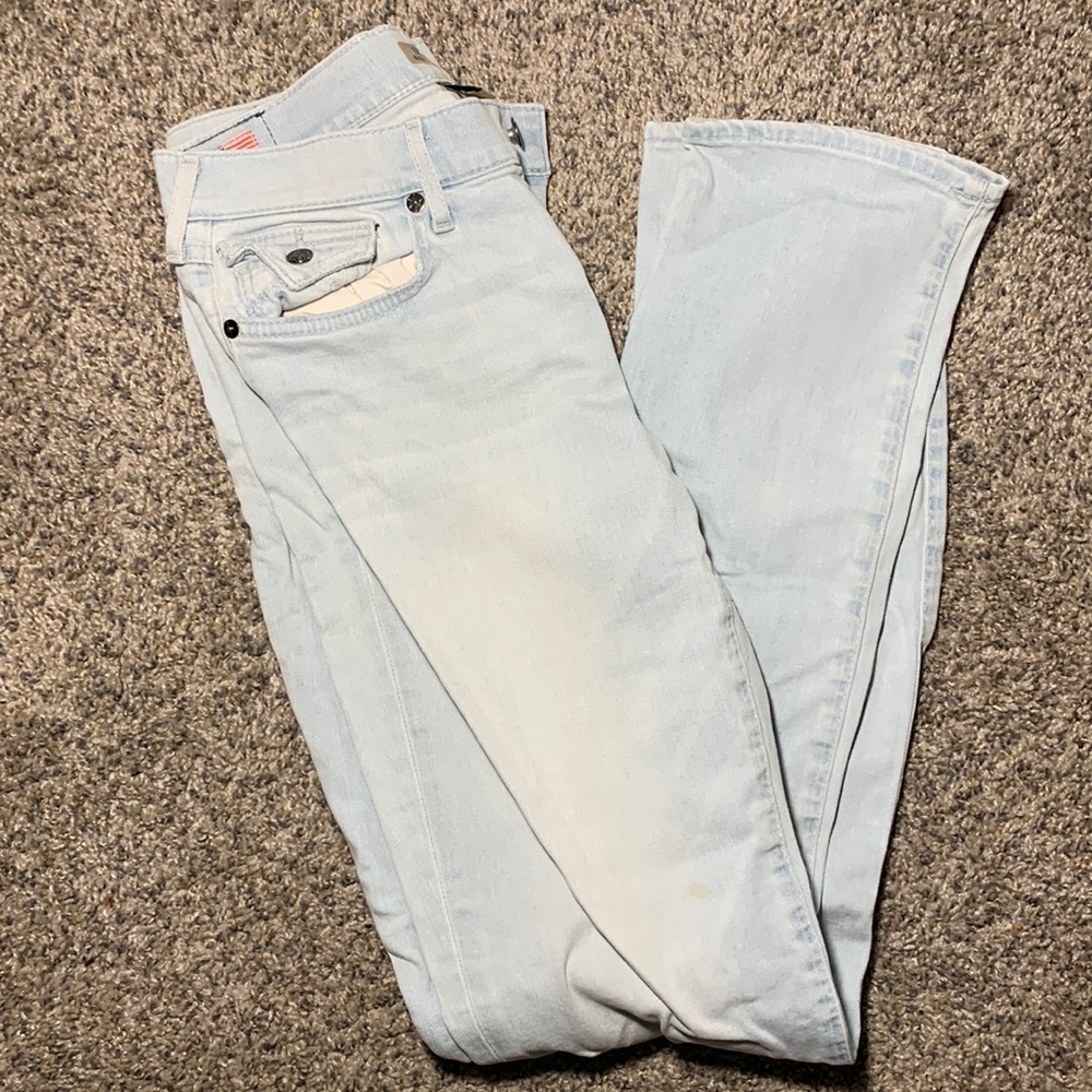 Cora mid rise jeans size 28